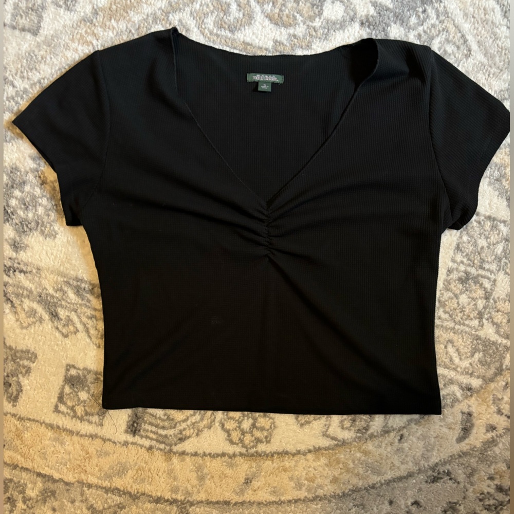 Wild Fable Cropped V-Neck Tee